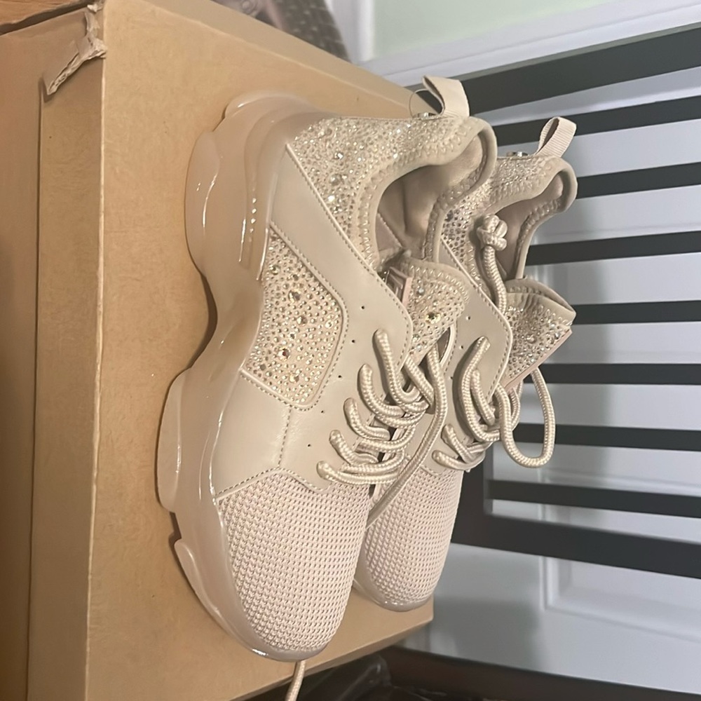 Beige sneakers